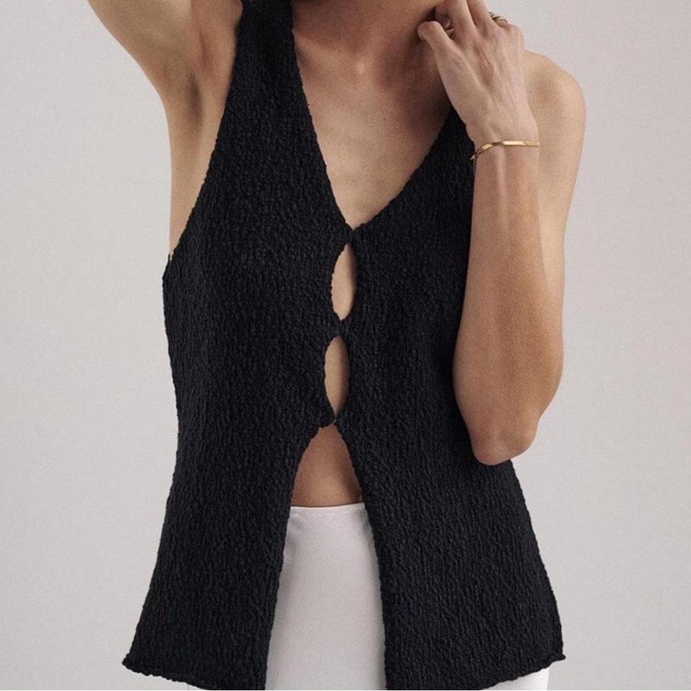 Dissh Dion Black Boucle Knit Vest